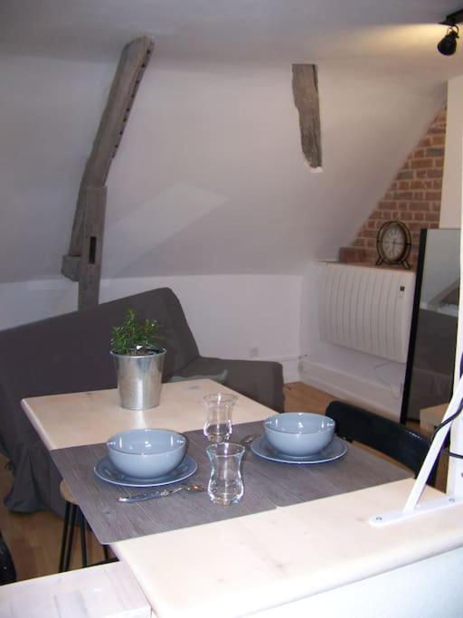 Rennes: Studio 4 Couchages, Proche Commerces, Bus. מראה חיצוני תמונה