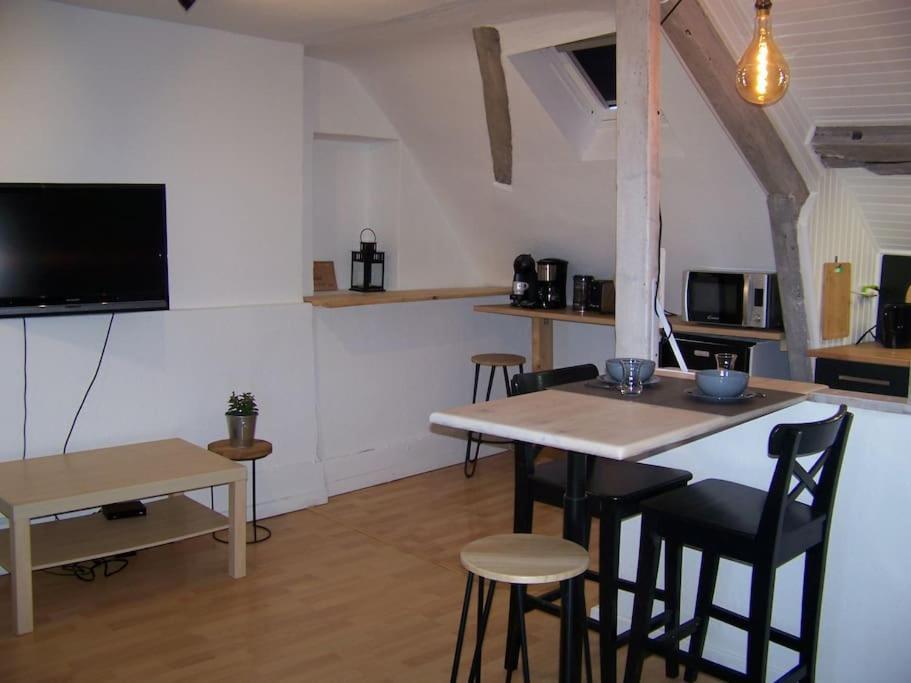 Rennes: Studio 4 Couchages, Proche Commerces, Bus. מראה חיצוני תמונה